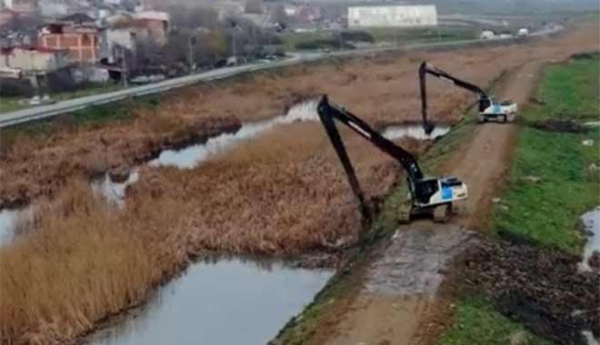 Kanal İstanbul'da iş makineleri çalışmaya başladı